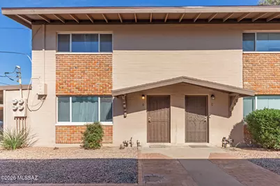 925 N Venice Avenue #D, Tucson, AZ 85711 - Photo 1