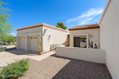 9816 N Calle Loma Linda, Oro Valley, AZ 85737 - Photo 3