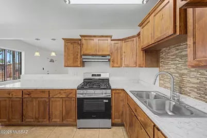 218 E Elvado Road, Tucson, AZ 85756 - Photo 3