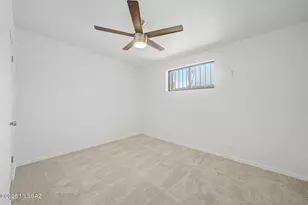 218 E Elvado Rd, Tucson, AZ 85756 - Photo 11