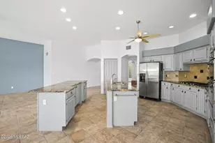 7721 Legend Vista Pl, Tucson, AZ 85743 - Photo 21