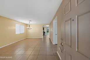9670 N Deimos Dr, Tucson, AZ 85743 - Photo 5