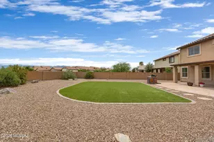 9670 N Deimos Dr, Tucson, AZ 85743 - Photo 31