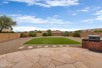 9670 N Deimos Drive, Tucson, AZ 85743 - Photo 29