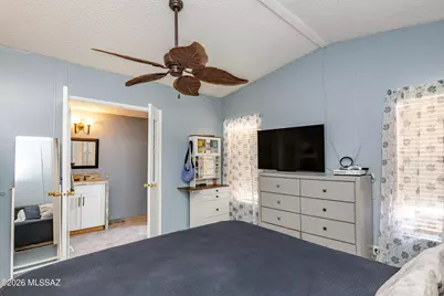 11920 W Trigger Lane, Tucson, AZ 85736 - Photo 13