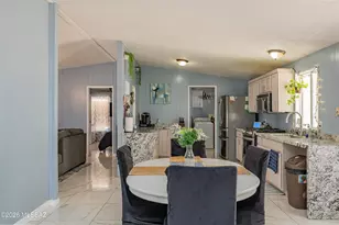 11920 W Trigger Ln, Tucson, AZ 85736 - Photo 11