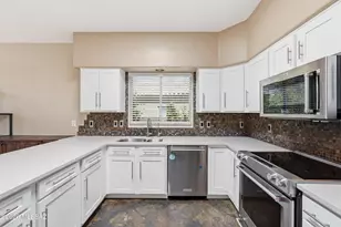 11955 N Labyrinth Dr, Oro Valley, AZ 85737 - Photo 5