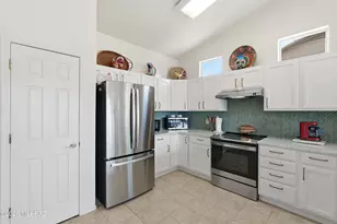 9691 N Arch Canyon Pl, Tucson, AZ 85743 - Photo 15