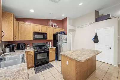7150 S Shipmans Tale Court, Tucson, AZ 85756 - Photo 11