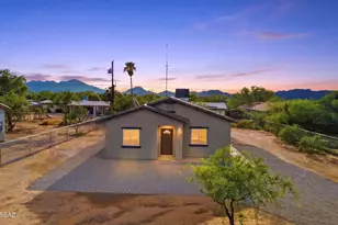 9434 S Vicki Dr, Tucson, AZ 85736 - Photo 1