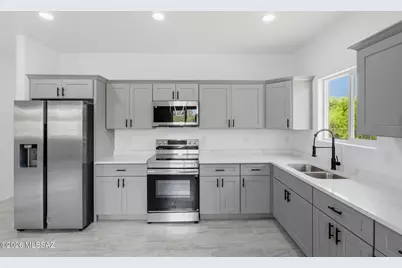 9434 S Vicki Drive, Tucson, AZ 85736 - Photo 9