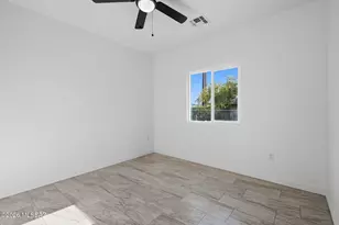 9434 S Vicki Dr, Tucson, AZ 85736 - Photo 29