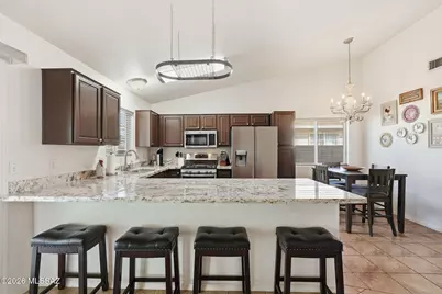 7993 E Blindweed Drive, Tucson, AZ 85710 - Photo 11