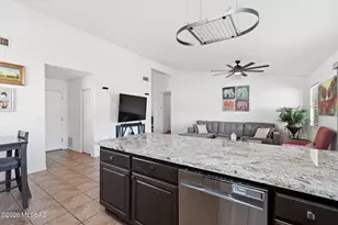 7993 E Blindweed Dr, Tucson, AZ 85710 - Photo 15