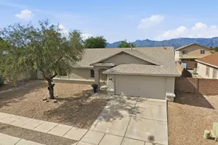 7993 E Blindweed Dr, Tucson, AZ 85710 - Photo 3