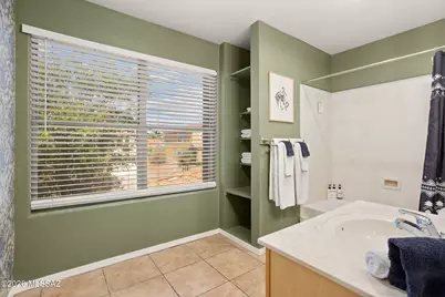 10196 N Nine Iron Drive, Tucson, AZ 85737 - Photo 31