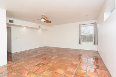 6621 N Donna Beatrix Ci Circle, Tucson, AZ 85718 - Photo 17