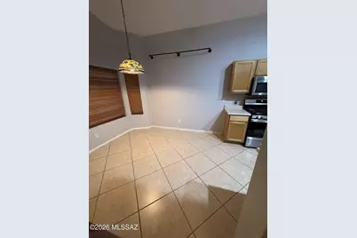 8885 N Majestic Mountain Drive, Tucson, AZ 85742 - Photo 5