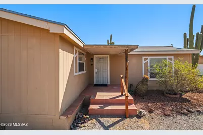 11938 W Grey Stone Loop, Tucson, AZ 85743 - Photo 5