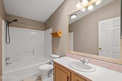 11938 W Grey Stone Loop, Tucson, AZ 85743 - Photo 19