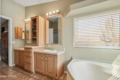 11938 W Grey Stone Loop, Tucson, AZ 85743 - Photo 27