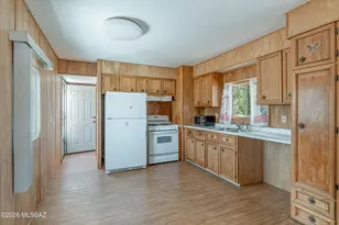 540 W Limberlost Dr, Tucson, AZ 85705 - Photo 9