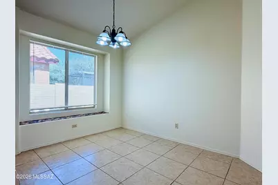 8980 E Marci Lynne Way, Tucson, AZ 85747 - Photo 9