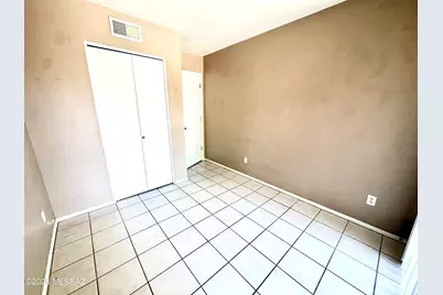 4453 W Pyracantha Drive, Tucson, AZ 85741 - Photo 13