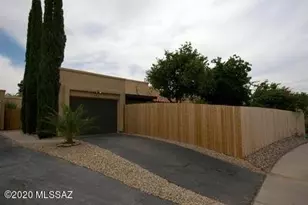 4453 W Pyracantha Dr, Tucson, AZ 85741 - Photo 1