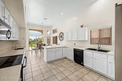 3445 S Abrego Drive, Green Valley, AZ 85614 - Photo 17