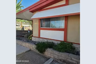 2633 S Western Way Circle, Tucson, AZ 85713 - Photo 1