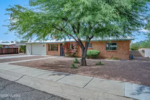 909 E El Caminito Pl, Tucson, AZ 85719 - Photo 3