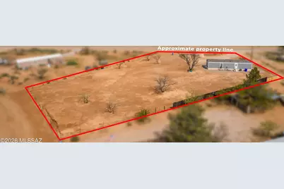 318 E Camino De Tundra, Huachuca City, AZ 85616 - Photo 1