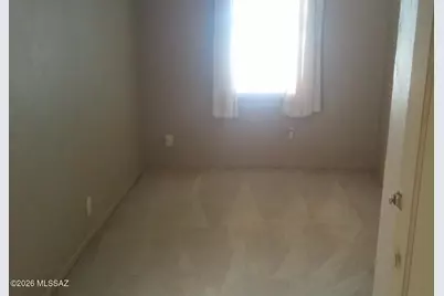 114 E Blacklidge Drive, Tucson, AZ 85705 - Photo 5