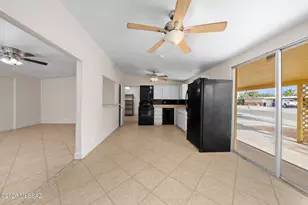 7357 E Princeton Dr, Tucson, AZ 85710 - Photo 5