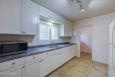 6260 E 2nd Street, Tucson, AZ 85711 - Photo 5