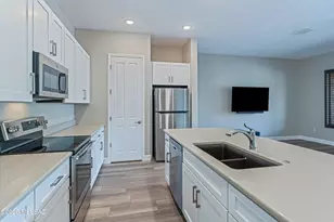 61370 E Flint Dr, Oracle, AZ 85623 - Photo 9