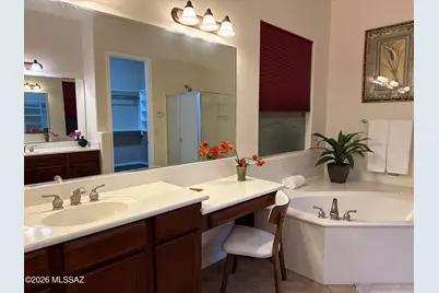 11937 N Prospect Point Place, Oro Valley, AZ 85737 - Photo 35