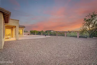 11937 N Prospect Point Place, Oro Valley, AZ 85737 - Photo 17