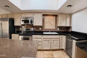 6887 E Via Vigna, Tucson, AZ 85750 - Photo 9