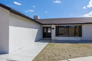 207 Petalo Ct, Rio Rico, AZ 85648 - Photo 3