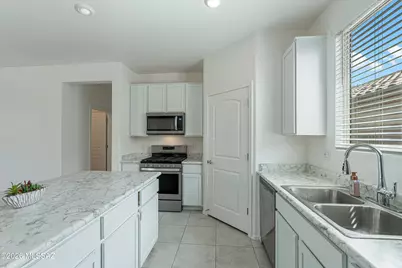 10624 W Halsey, Marana, AZ 85653 - Photo 15