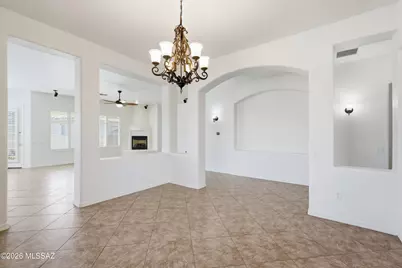 8556 N Crosswater Loop, Tucson, AZ 85743 - Photo 17