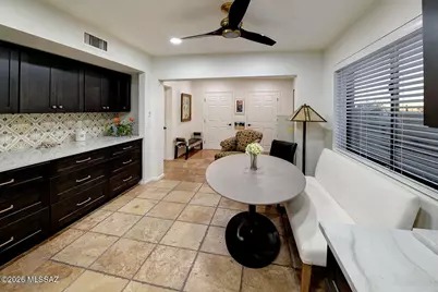 6513 N Green Briar Drive, Tucson, AZ 85718 - Photo 9