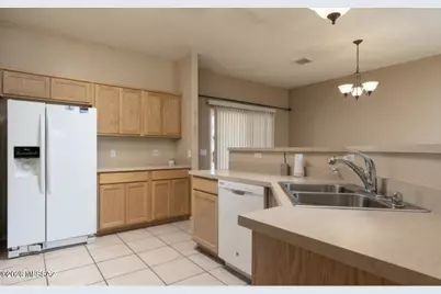 10193 E Windtalker Road, Hereford, AZ 85615 - Photo 3