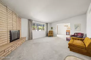 9033 E 31st Pl, Tucson, AZ 85710 - Photo 9