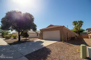 7699 W August Moon Pl, Tucson, AZ 85743 - Photo 5