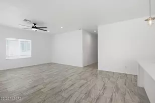 9464 S Vicki Dr, Tucson, AZ 85736 - Photo 11