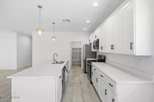 9464 S Vicki Dr, Tucson, AZ 85736 - Photo 7