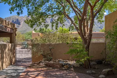 6533 N Foothills Drive, Tucson, AZ 85718 - Photo 3